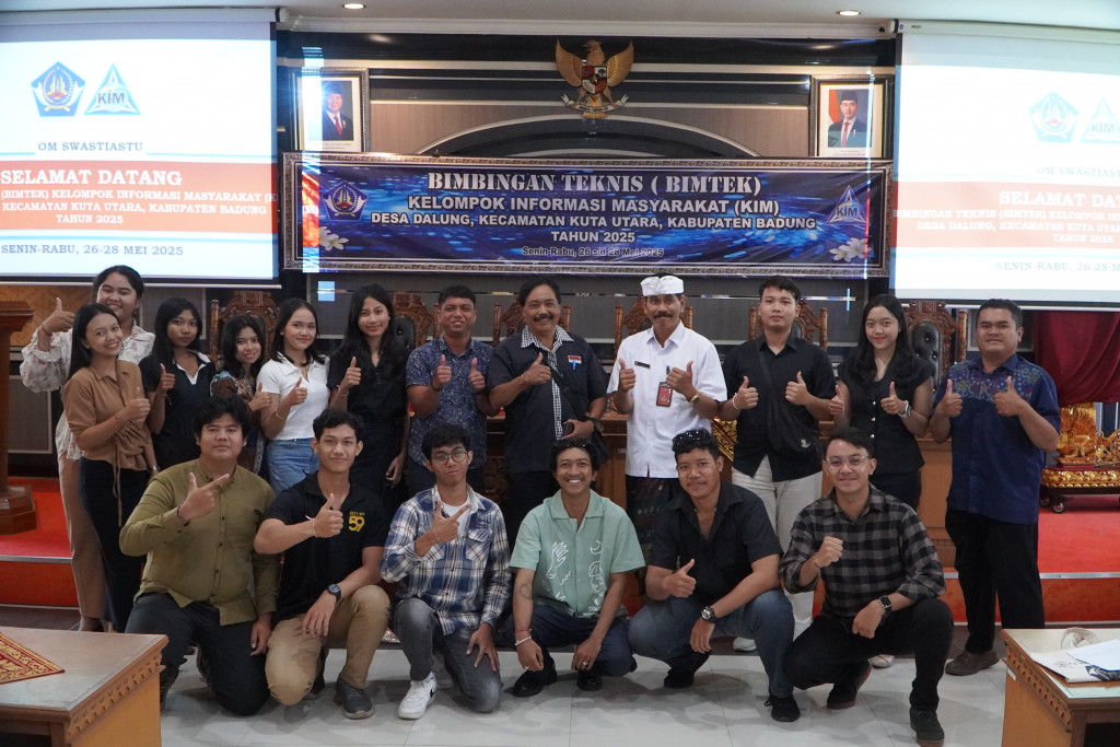 Pertama Kalinya: Desa Dalung Hadirkan Wartawan Senior pada BIMTEK KIM